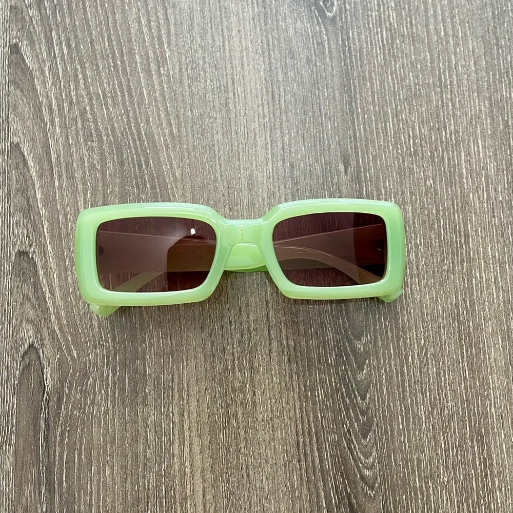 NWOT trendy rectangular sunglasses light green